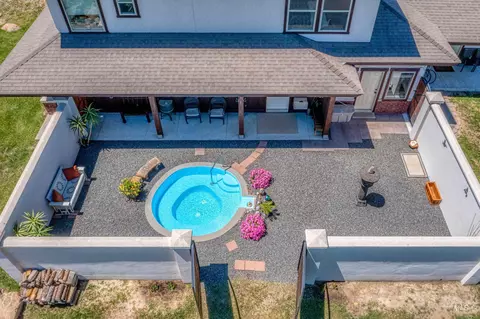 Exterior - 610 Cabarton Rd, Cascade, ID 83611 photo 9 of 12