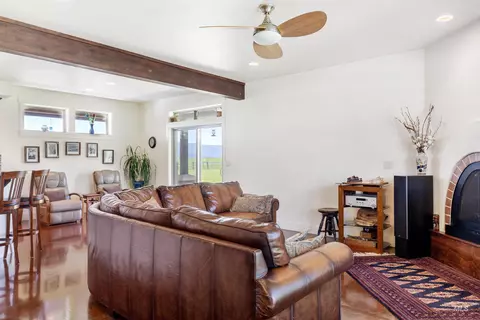 Living - 610 Cabarton Rd, Cascade, ID 83611 photo 1 of 3