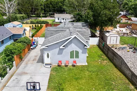 726 Wyoming St, Gooding, ID 83330