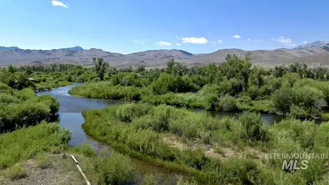 4237 Summit Dr, Mackay, ID 83251 photo 11
