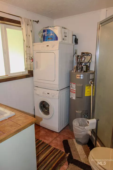 Other - 4 Ogburn Ln, Cascade, ID 83611 photo 5 of 10