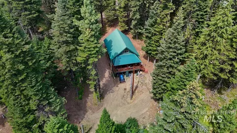 Exterior - 4 Ogburn Ln, Cascade, ID 83611 photo 2 of 11