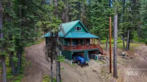 Exterior - 4 Ogburn Ln, Cascade, ID 83611 photo 1 of 11