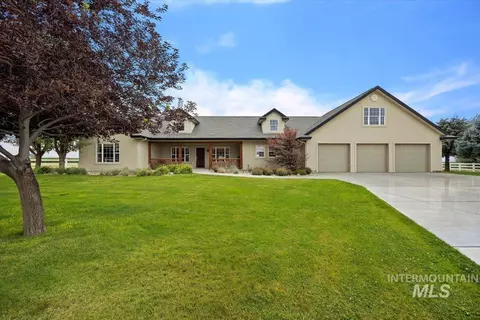 129 E 300 S, Jerome, ID 83338 photo 1