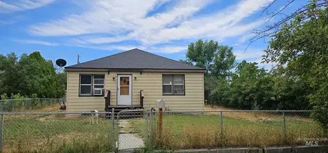 401 W Ave G, Jerome, ID 83338 photo 1