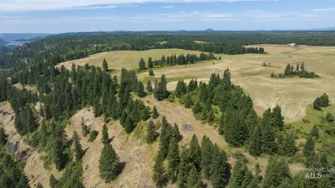 1605 Jasmine Ln Parcels 16 17, Weippe, ID 83553