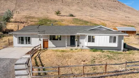 1492 Weiser River Rd, Weiser, ID 83672