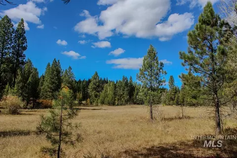 110 Warner Dr, Cascade, ID 83611 photo 7
