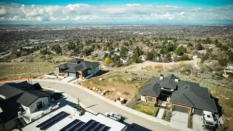 1963 S Satellite Way, Boise, ID 83712