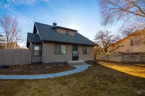 1886 Falls Ave E, Twin Falls, ID 83301 photo 1