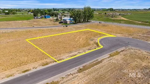 563 S 985 E, Jerome, ID 83338