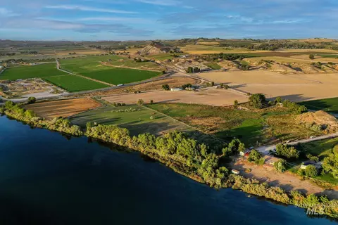 20056 Sunny Slope Rd, Caldwell, ID 83607