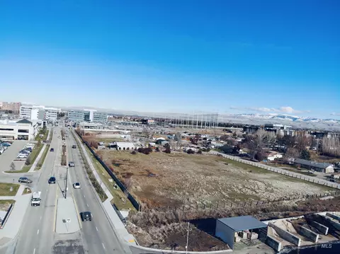 1345 Jade Ave, Meridian, ID 83642