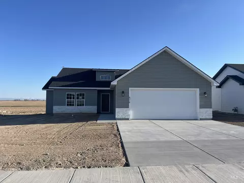 818 23rd Ave E, Jerome, ID 83338