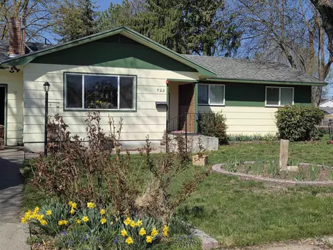 722 E Liberty St, Weiser, ID 83672 photo 1
