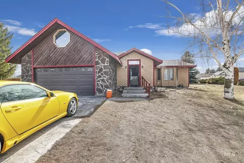9 E Cherry Ln, Rupert, ID 83350 photo 1