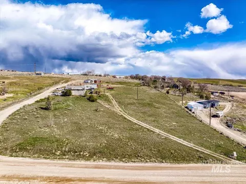 590 Pearl Rd, Caldwell, ID 83607 photo 2