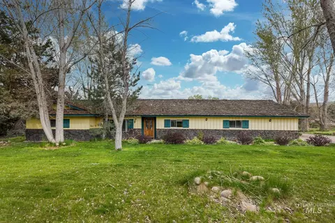13153 N Horseshoe Bend Rd, Boise, ID 83714