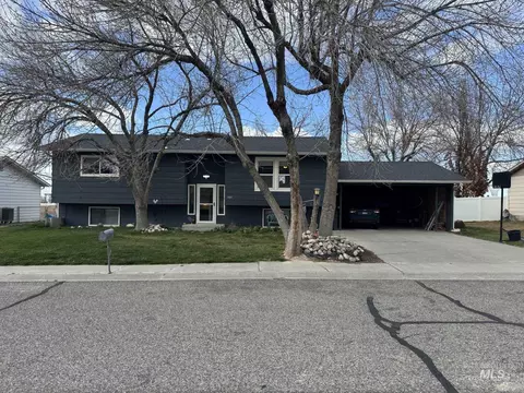 302 Gem St, Kimberly, ID 83341 photo 1