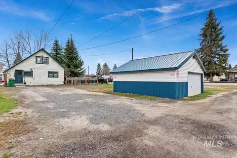 121 S Main St, Cascade, ID 83611 photo 1