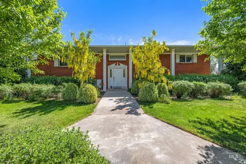 2522 N Park Ln, Eagle, ID 83616 photo 1