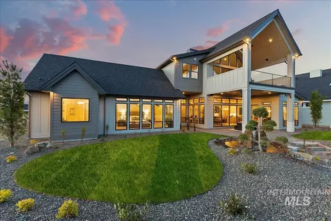 Exterior - 3427 N Hardwick Ave, Eagle, ID 83616 photo 9 of 11