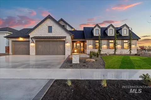 Exterior - 3427 N Hardwick Ave, Eagle, ID 83616 photo 2 of 11
