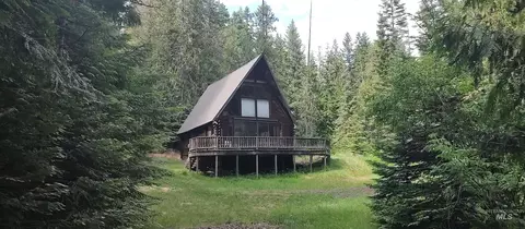 1007 Enchanted Ln, Kendrick, ID 83537