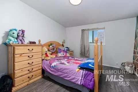 Bedroom - 312 Boyd St W, Murtaugh, ID 83344 photo 2 of 4