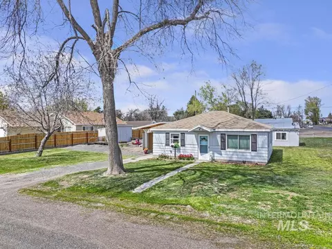 388 4th Ave E, Wendell, ID 83355 photo 1