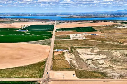 9002 Deer Flt, Nampa, ID 83686