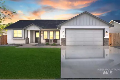 210 Mitchell Dr, Wilder, ID 83676 photo 1