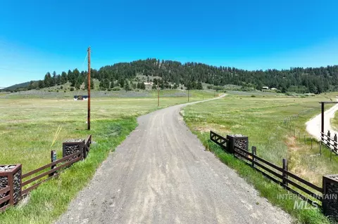 77 Alpha View Pl, Cascade, ID 83611 photo 1