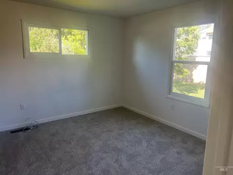 Bedroom - 928 S Buchanan St, Jerome, ID 83338 photo 3 of 3