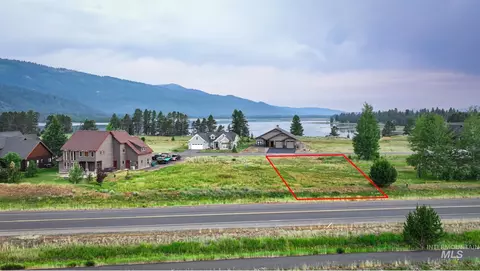 13116 Hawks Bay Rd, Donnelly, ID 83615