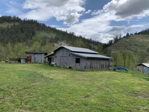 120 Three Bear Ln, Stites, ID 83552