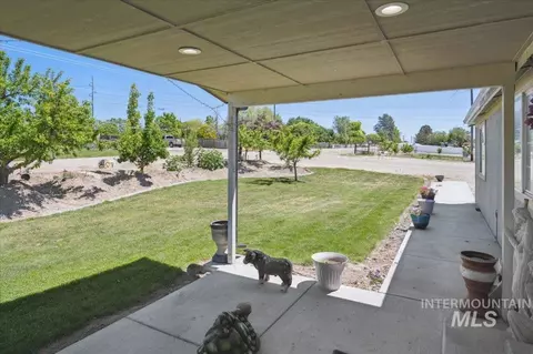 Exterior - 15741 Willis Rd, Caldwell, ID 83607 photo 4 of 19