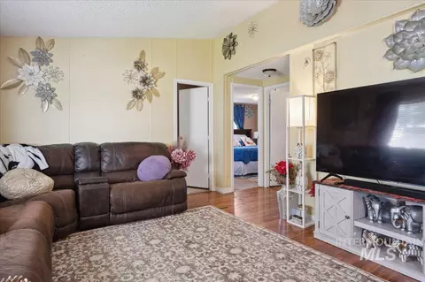 Living - 15741 Willis Rd, Caldwell, ID 83607 photo 2 of 2