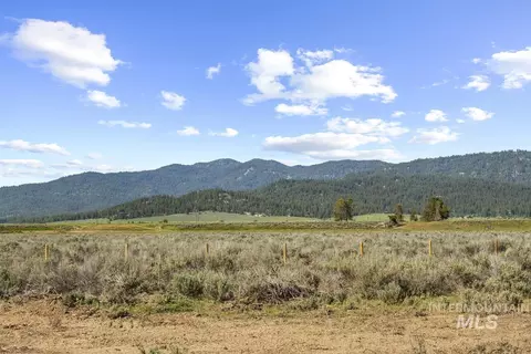 L15 B2 River Bank Drive, Cascade, ID 83611