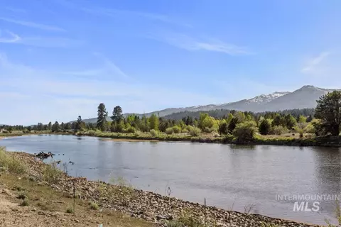 L16 B1 River Bank Drive, Cascade, ID 83611