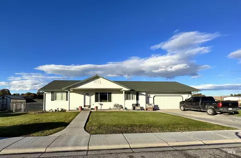 200 Eagle, Vale, OR 97918 photo 1