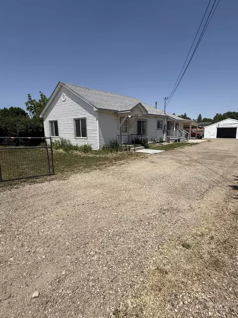 21242 21222 Main St, Greenleaf, ID 83626 photo 1