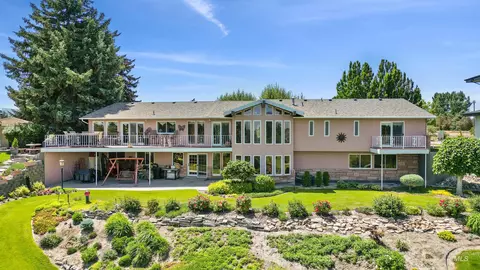 15 Van Engelen Rd, Burley, ID 83318