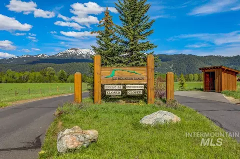 10 Collins Ct, Mccall, ID 83638 photo 11