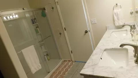 Bath - 16346 Silver Creek Ave, Caldwell, ID 83607 photo 3 of 3