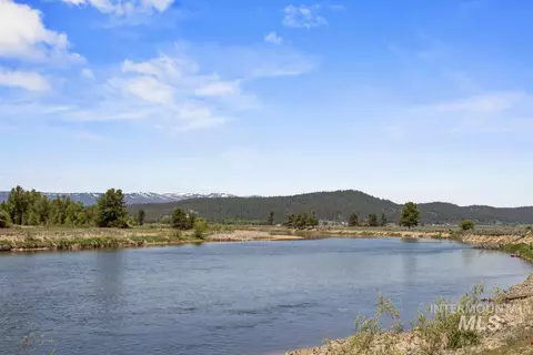 L14 B1 River Bank Drive, Cascade, ID 83611