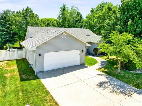 248 N Palmetto Dr, Eagle, ID 83616 photo 1