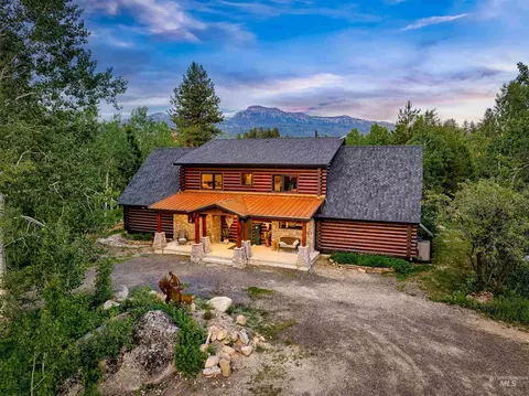 14051 Deerfield Rd, Mccall, ID 83638 photo 1