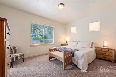 Bedroom - 23 Waterline Ln, Cascade, ID 83611 photo 1 of 6