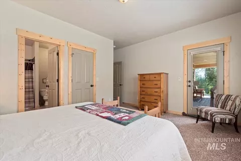 Bedroom - 23 Waterline Ln, Cascade, ID 83611 photo 3 of 6
